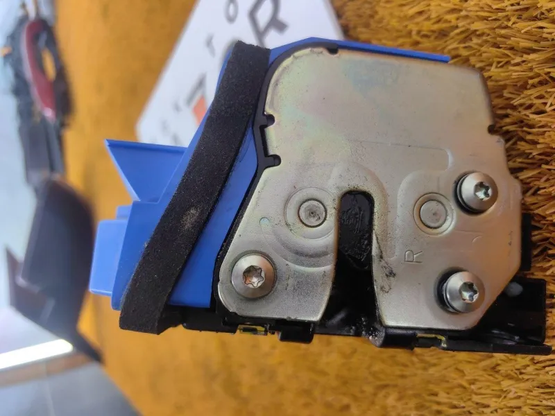 Замок двери