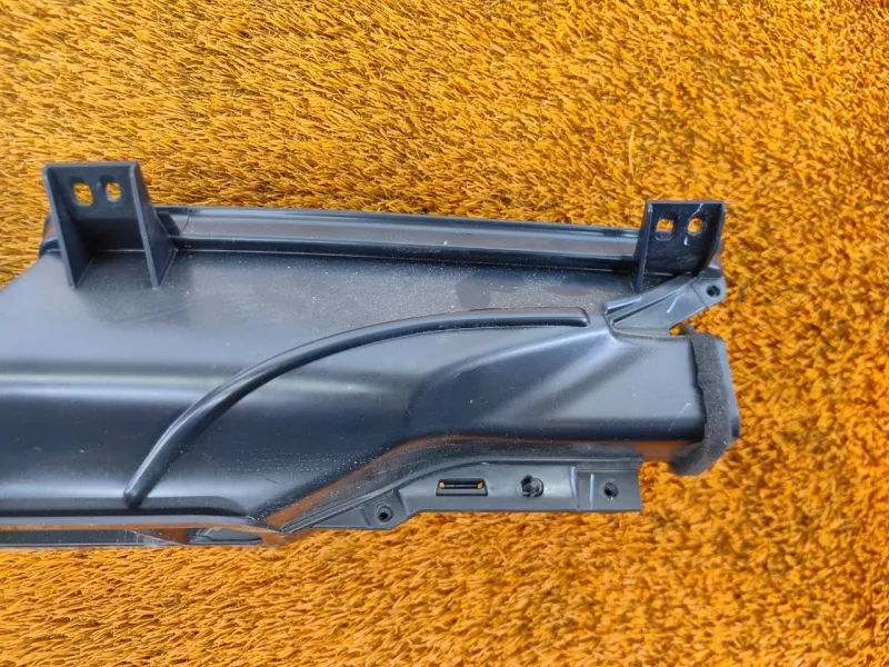 Воздуховод отопителя