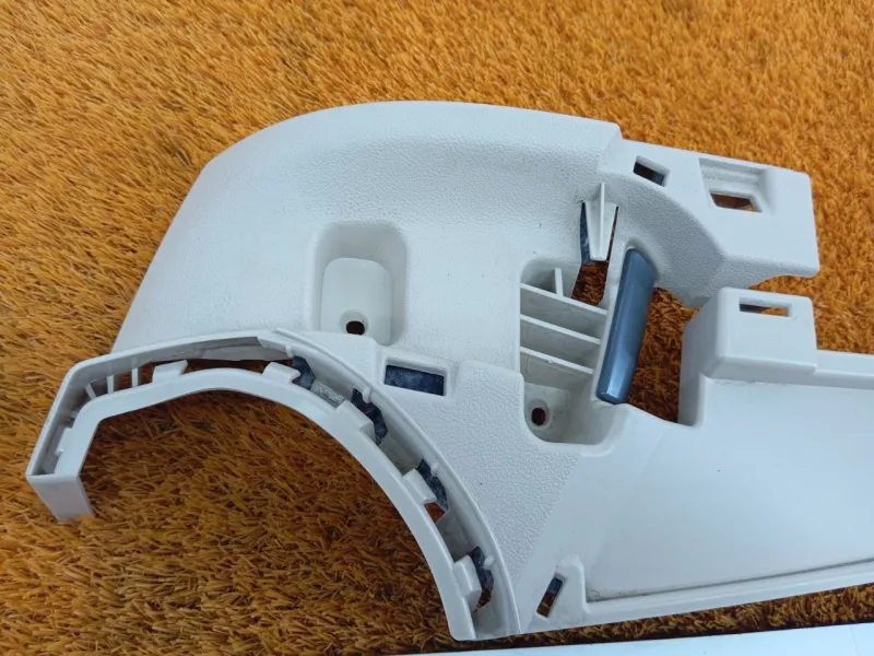 Обшивка багажника