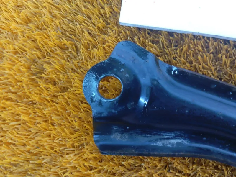 Стойка подрамника