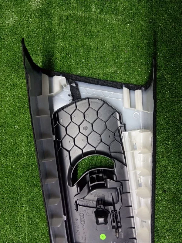 Накладка на стойку кузова