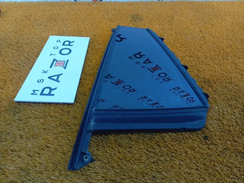 Форточка двери