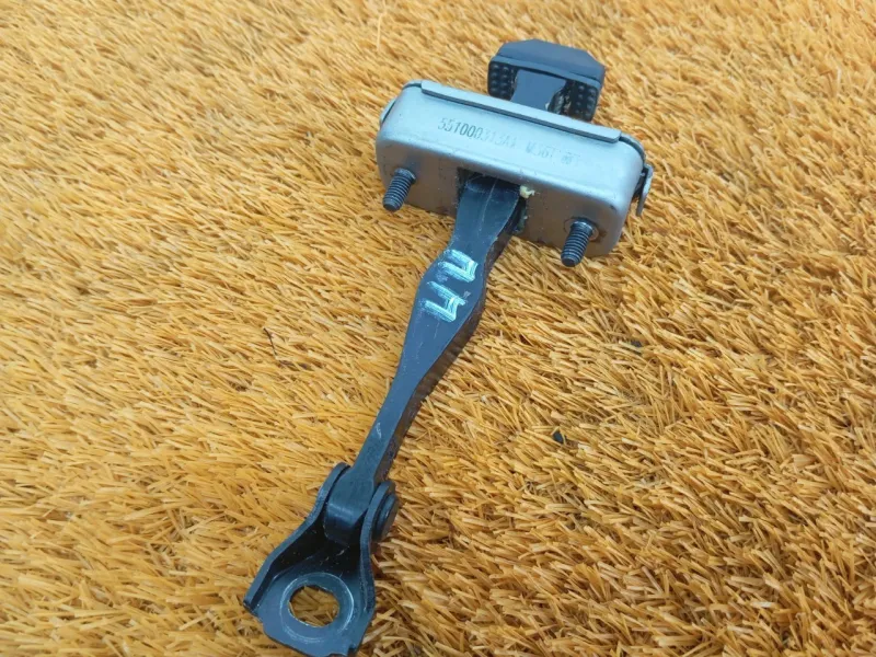 Ограничитель двери