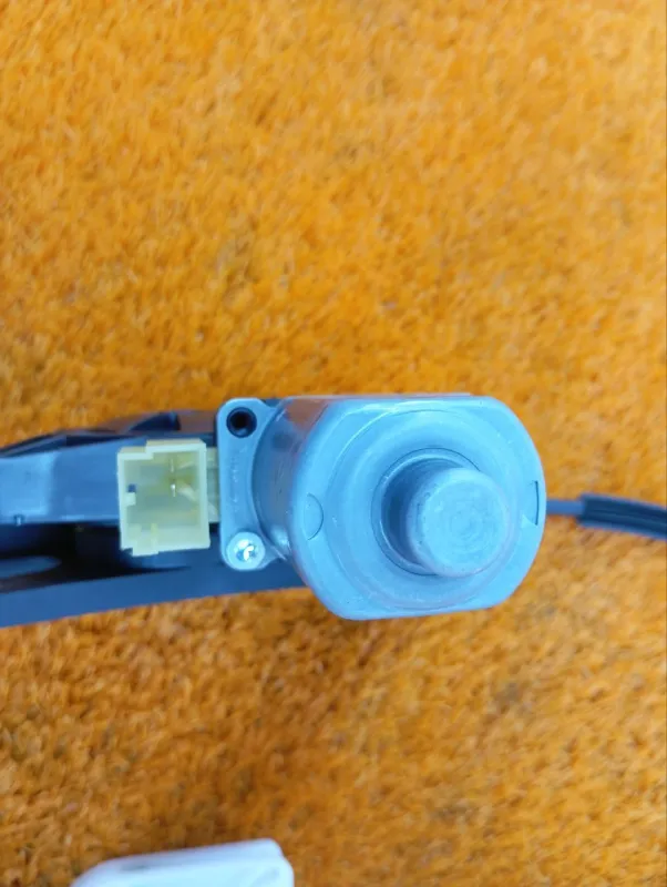 Стеклоподъемник