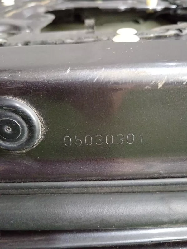 Дверь BMW 3-Series 2005 41007203648 E90, задняя правая