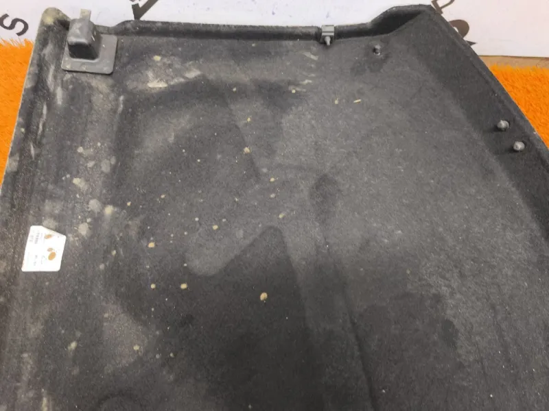 Полка багажника