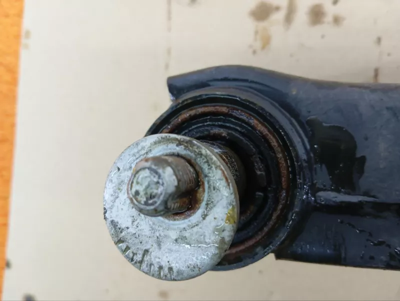 Рычаг подвески