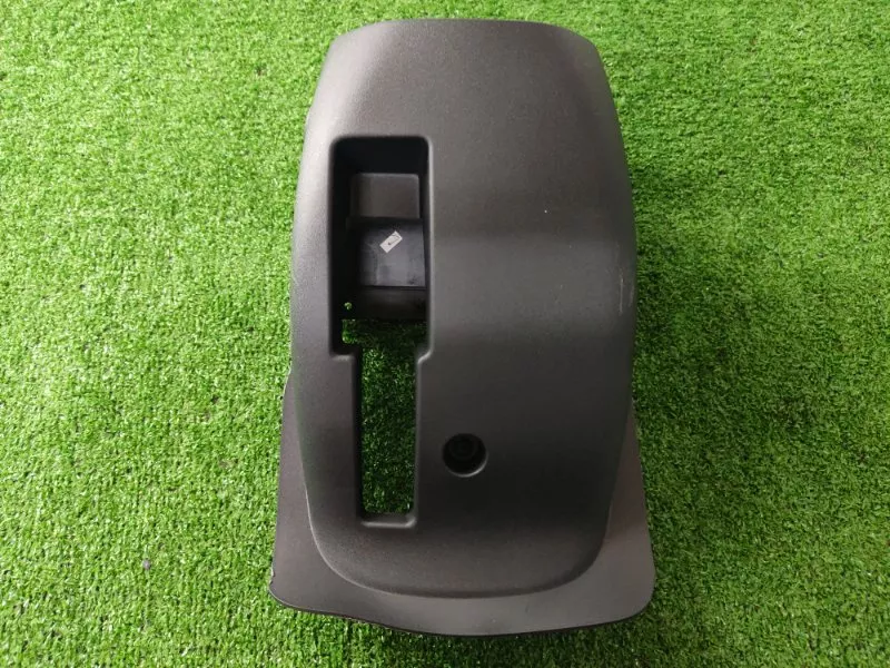 Кожух рулевой колонки