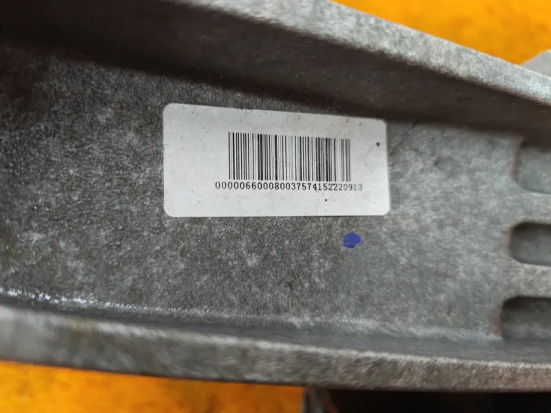 Опора двигателя