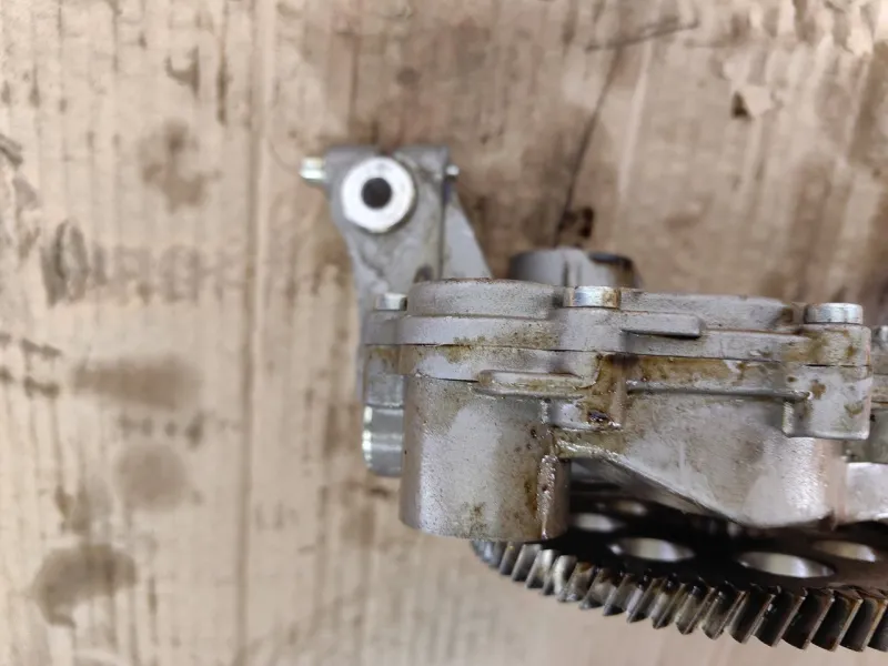 Насос масляный