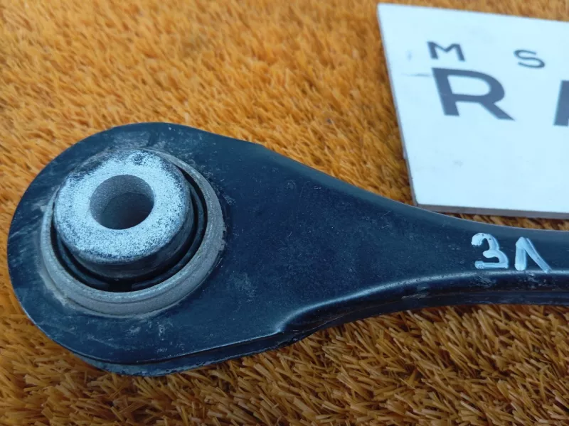 Рычаг подвески