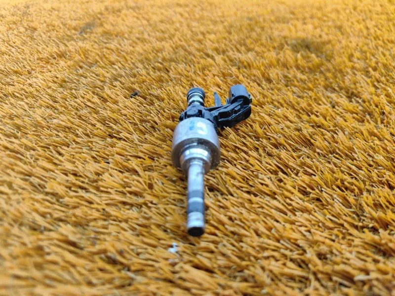 Форсунка топливная