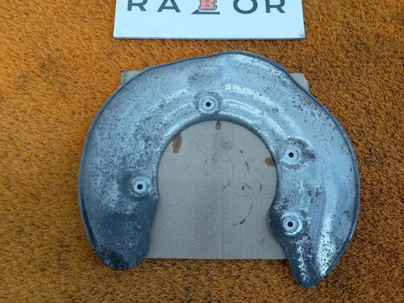 Пыльник тормозного диска