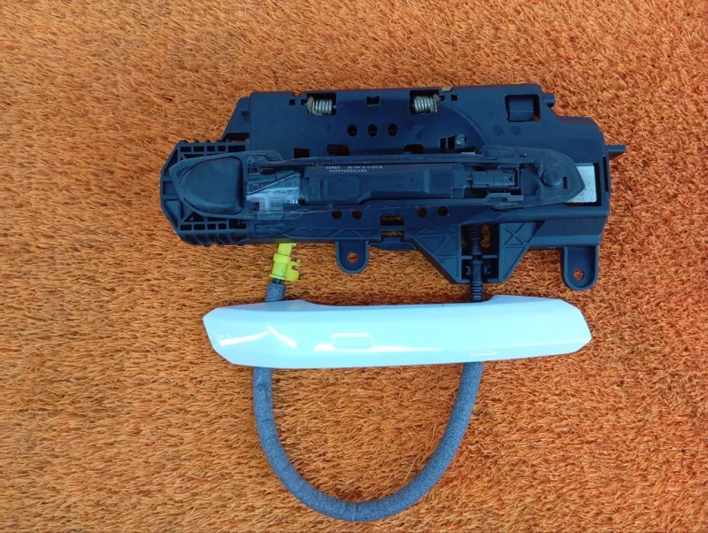 Ручка двери внешняя