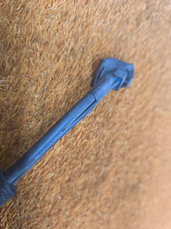 Трубка омывателя лобового стекла