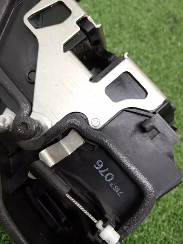 Замок двери