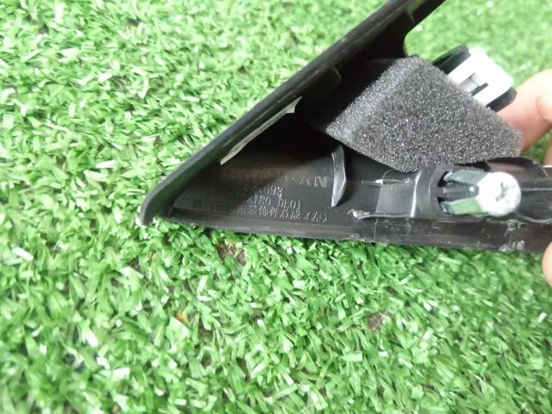 Накладка крепления зеркала