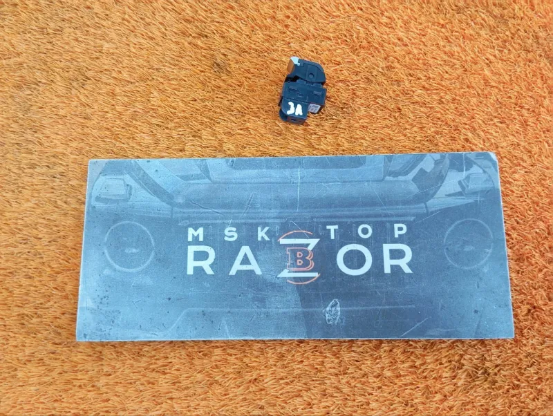 Кнопка стеклоподъемника