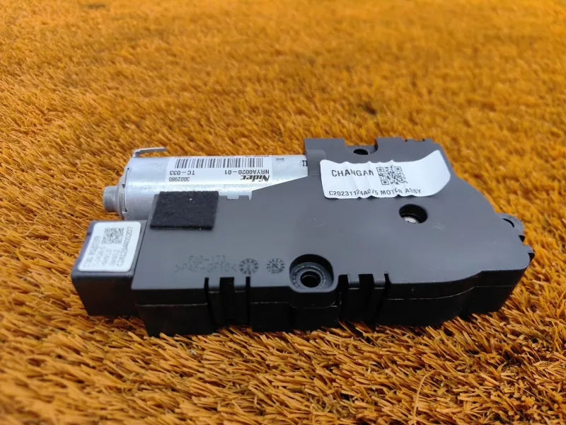 Моторчик люка