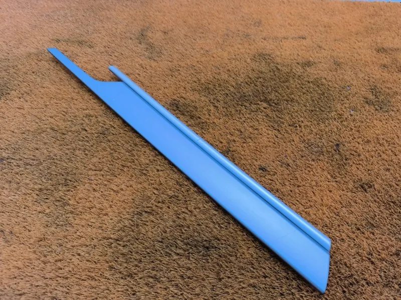 Молдинг двери