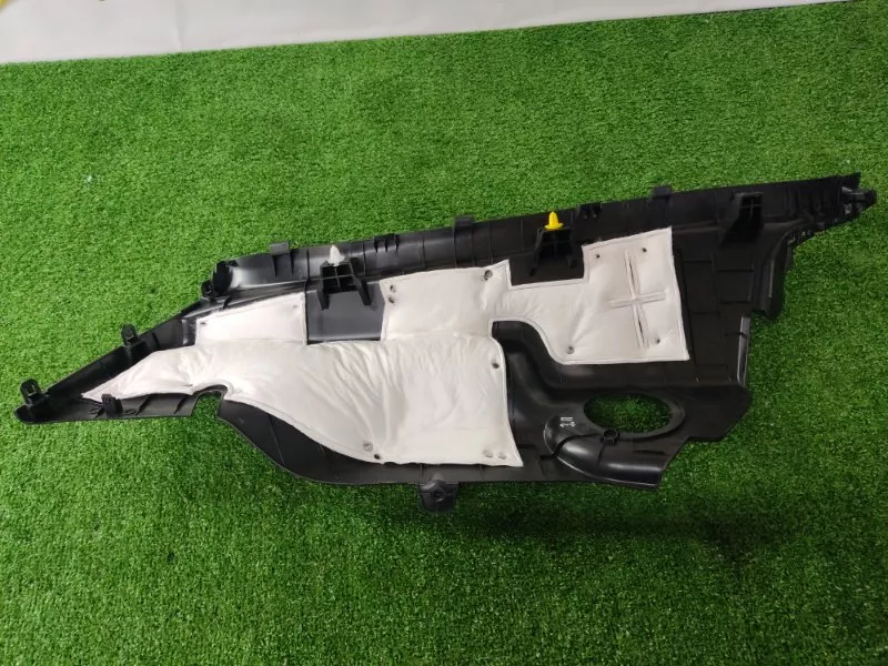 Обшивка багажника