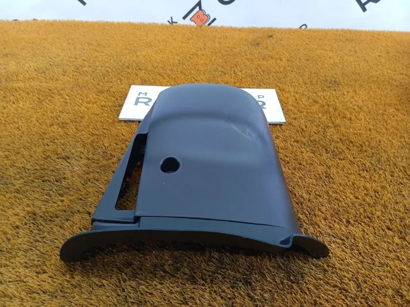 Кожух рулевой колонки