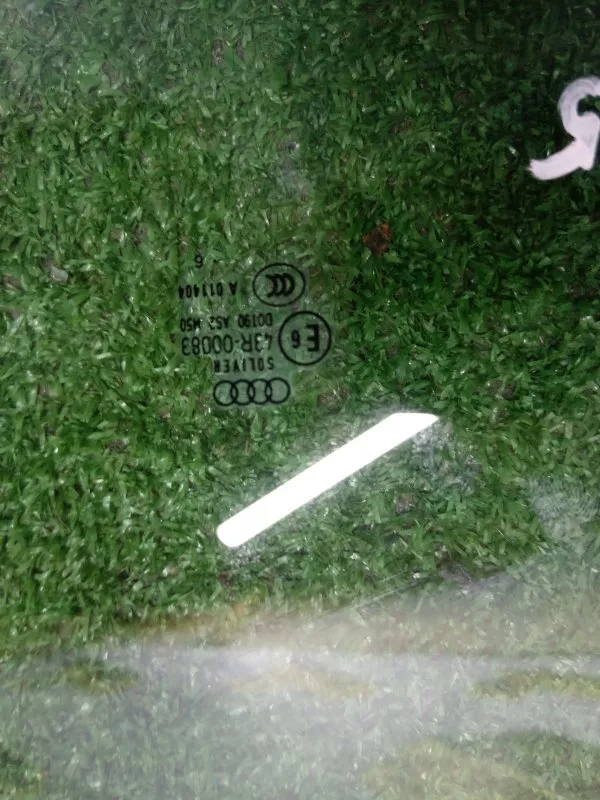 Стекло двери Audi A6 2006 4F0845201D C6, переднее левое