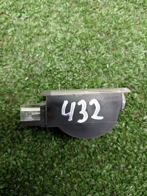 Плафон подсветки двери