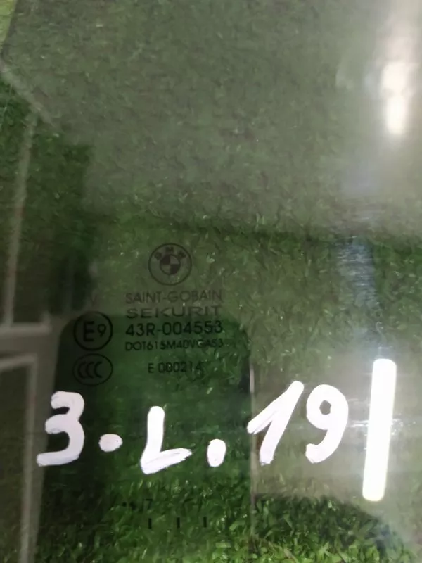 Стекло двери BMW X5 2007 51357137023 E70, заднее левое