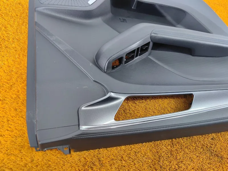 Обшивка двери