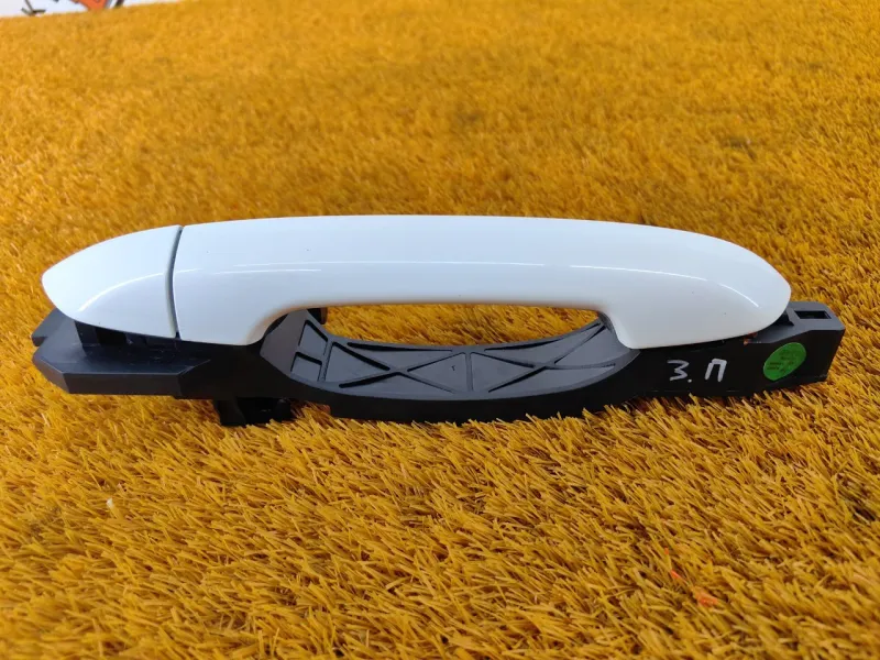 Ручка двери наружняя