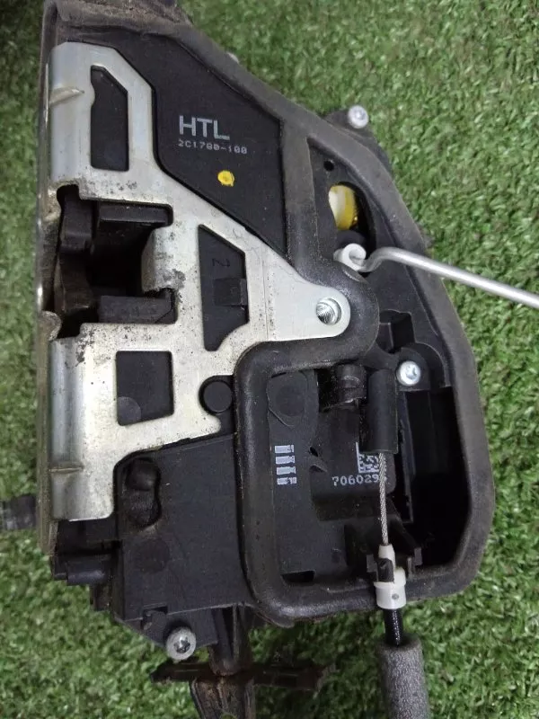 Замок двери