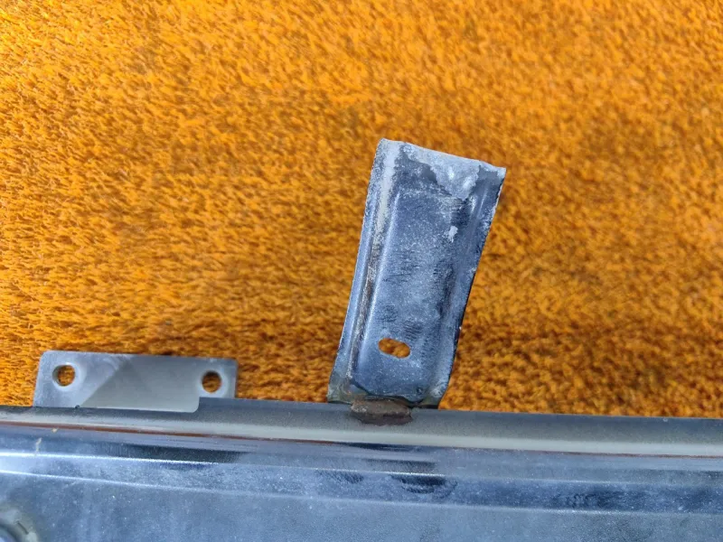 Усилитель бампера