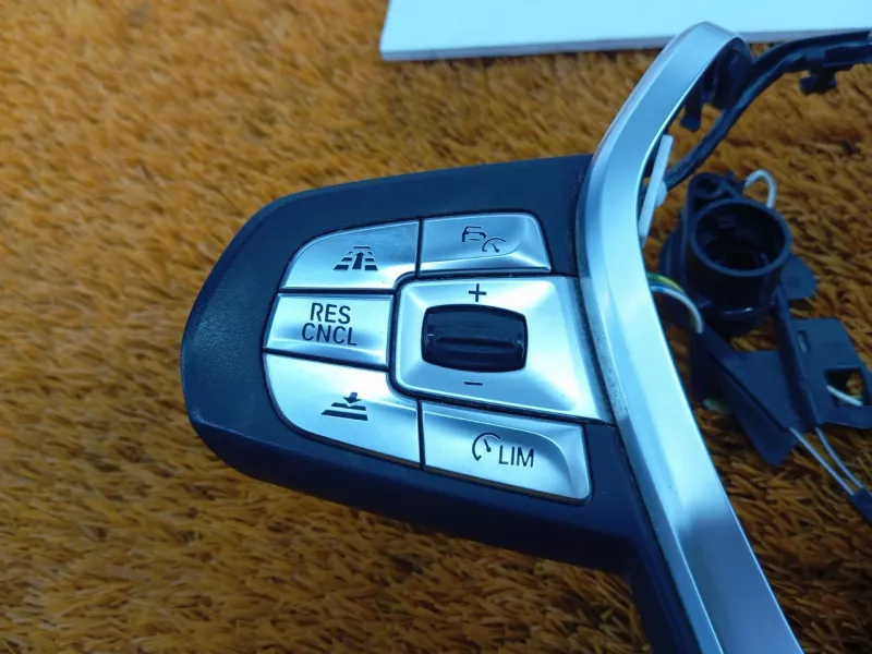 Кнопки на руль