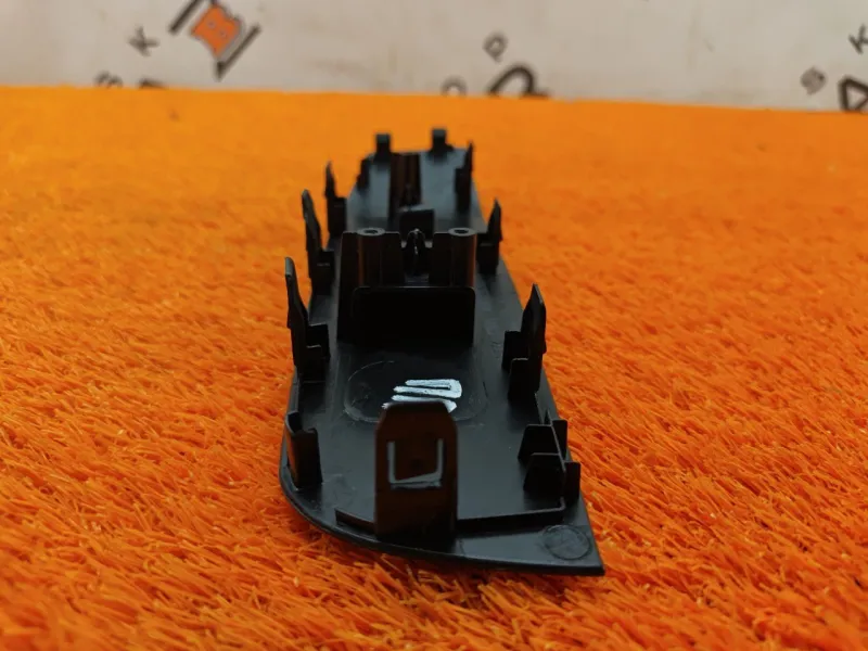 Молдинг двери