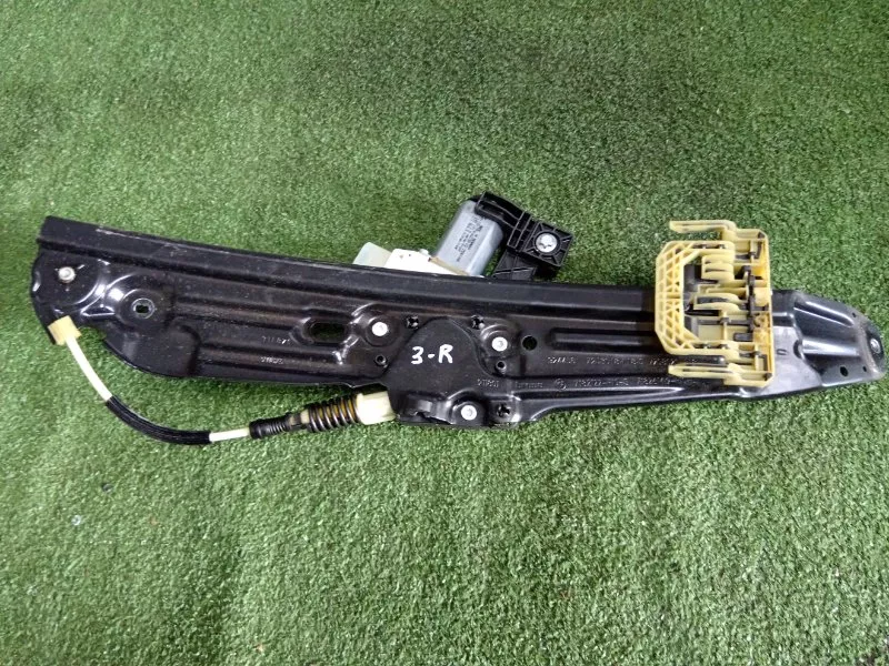 Стеклоподъемник BMW 5-Series 2011 51357182614 F10, задний правый