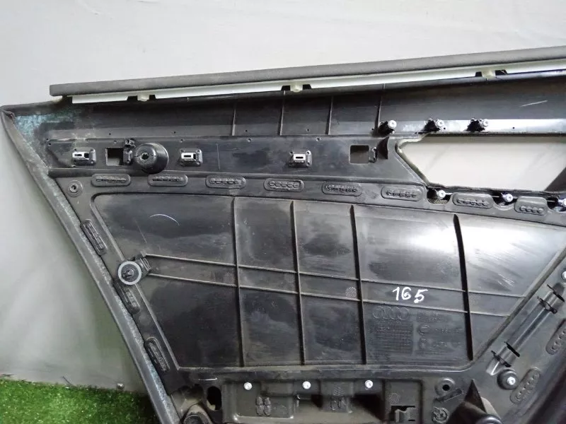 Обшивка двери Audi A4 2012 8K0867304G B8, задняя правая