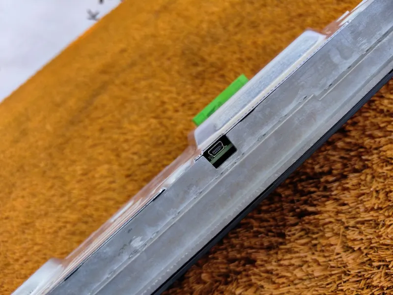 Панель приборов