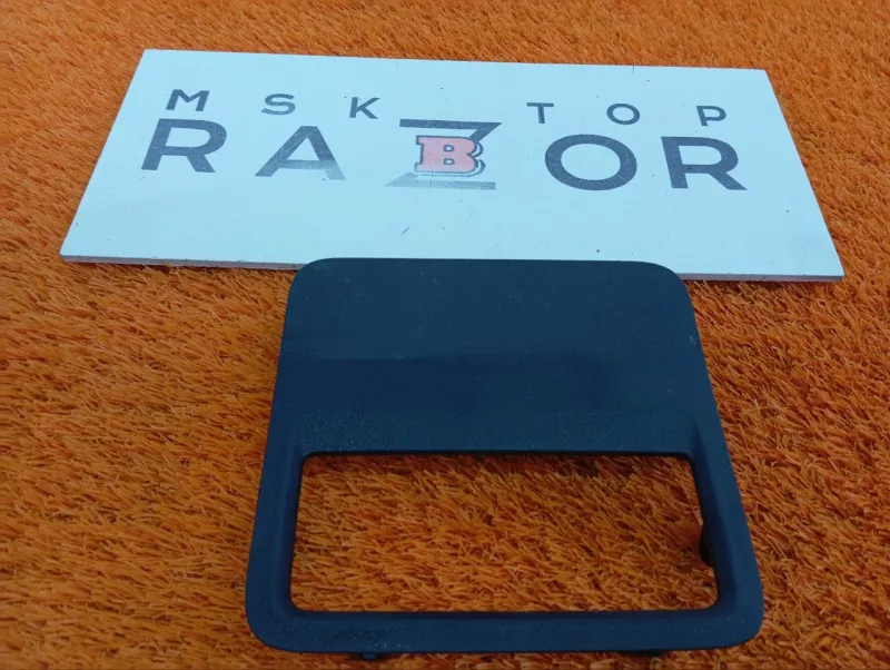 Накладка на торпедо