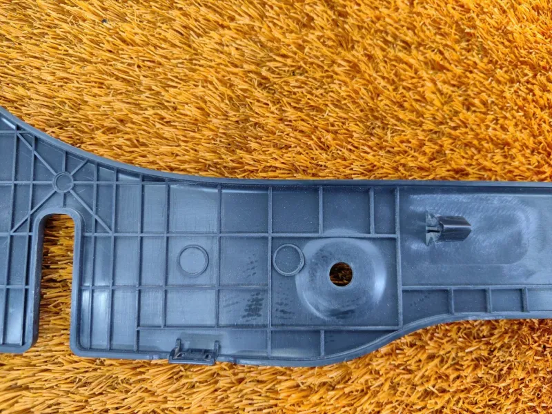 Обшивка багажника