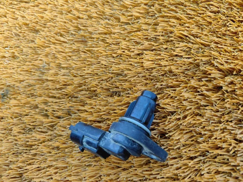 Датчик положения распредвала