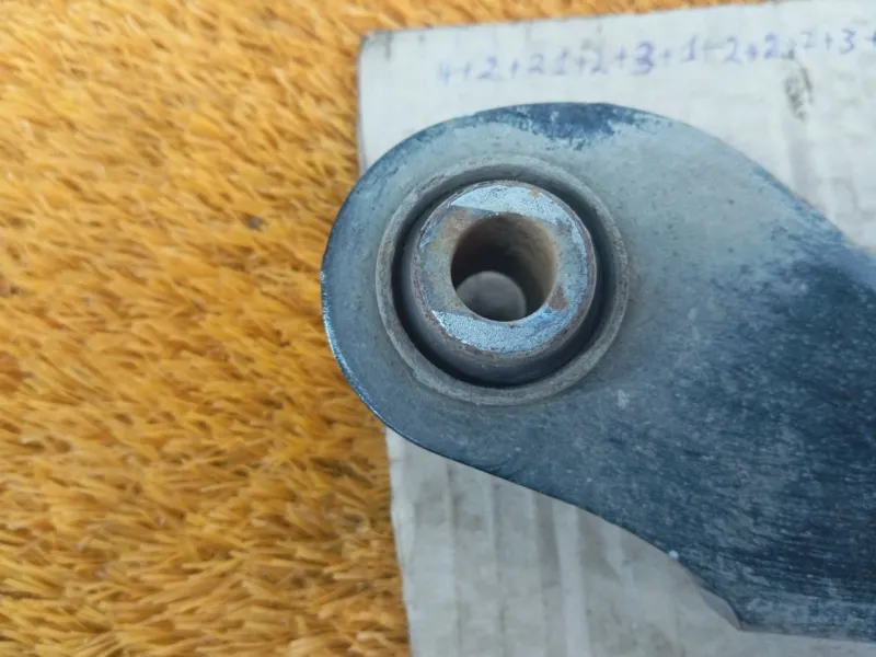 Рычаг подвески