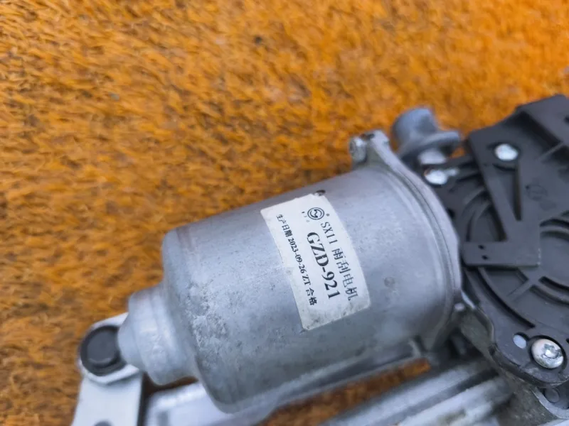 Трапеция дворников