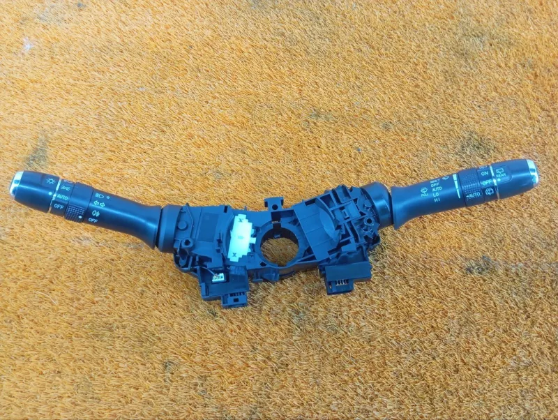 Подрулевой переключатель