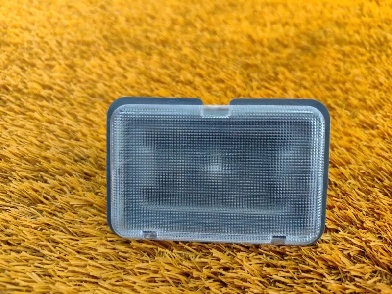 Плафон подсветки багажника