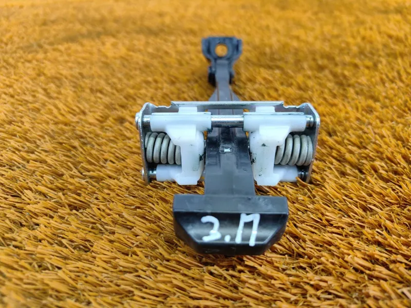 Ограничитель двери