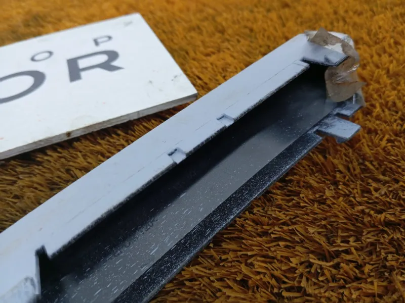 Молдинг бампера