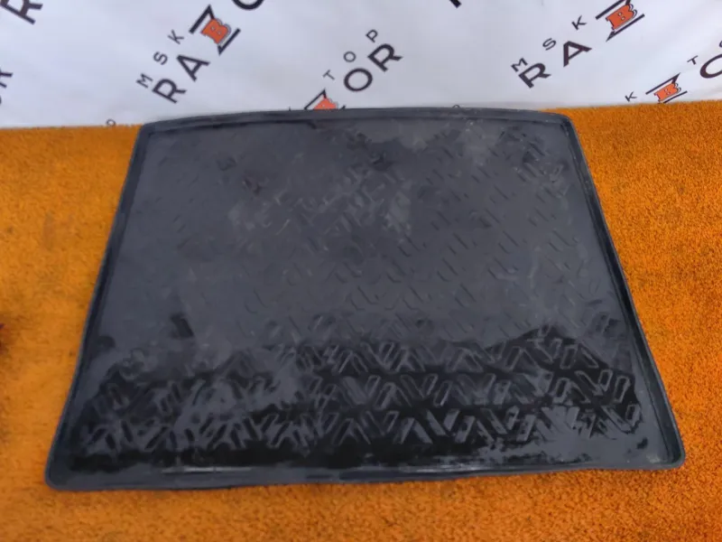 Ковер багажника