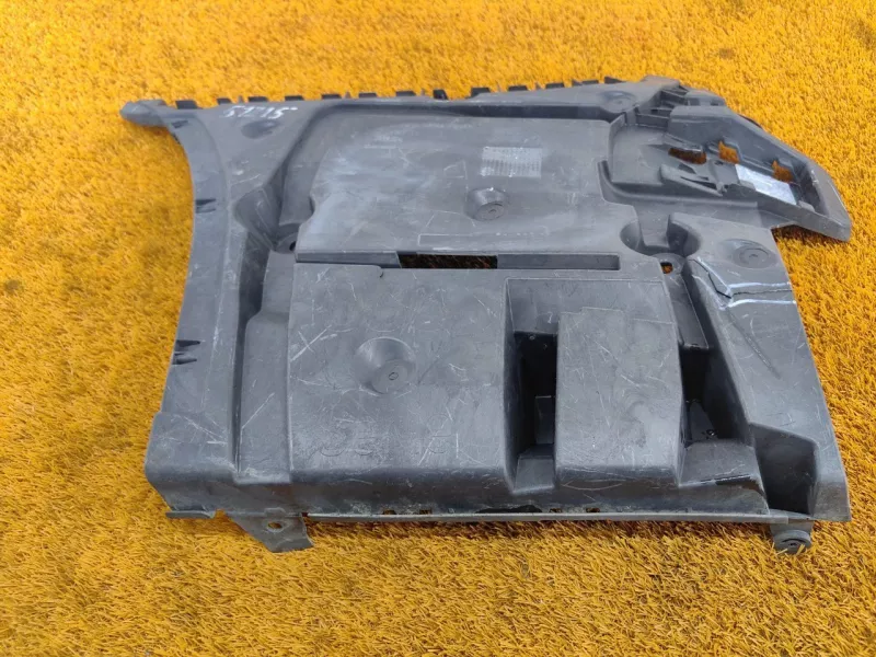 Кронштейн заднего бампера BMW 5-Series 2019 51127387299 G30 B47D20A, левый