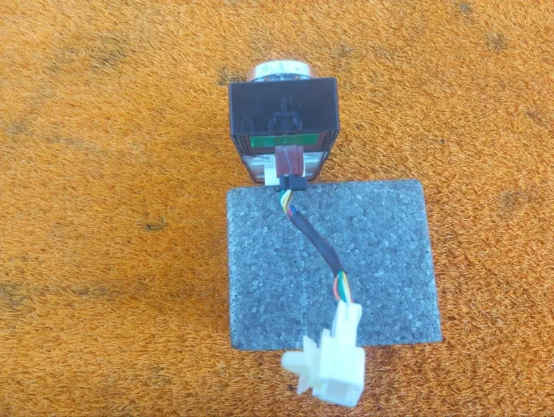 Блок управления стеклоподъемниками